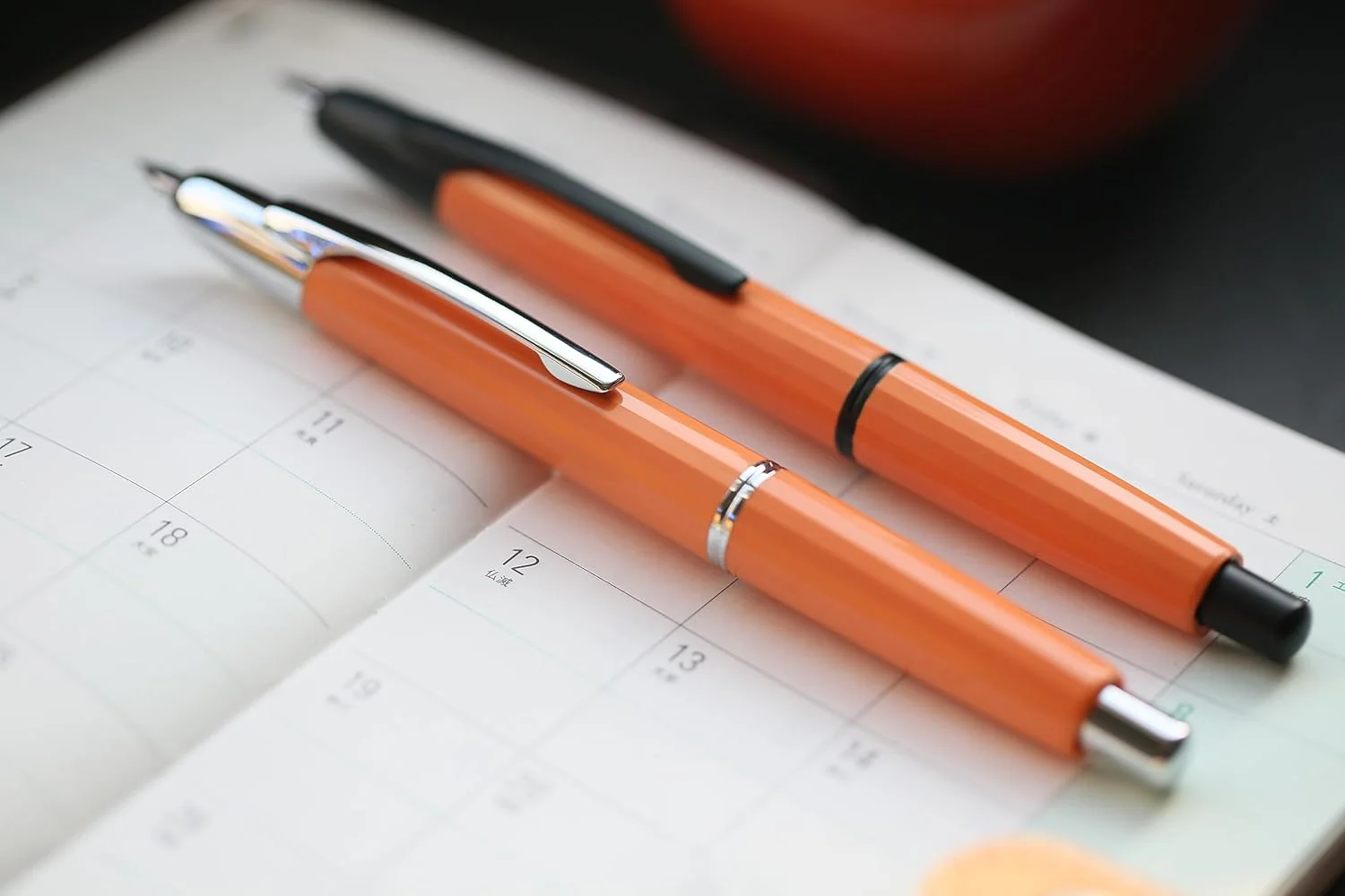 Moonman A2 Press Fountain Pen Extra Fine Nib with Box, Retractable Orange Resin Ink Pen with Converter Writing Pen Set,Orange-Silver Clip - Image 4